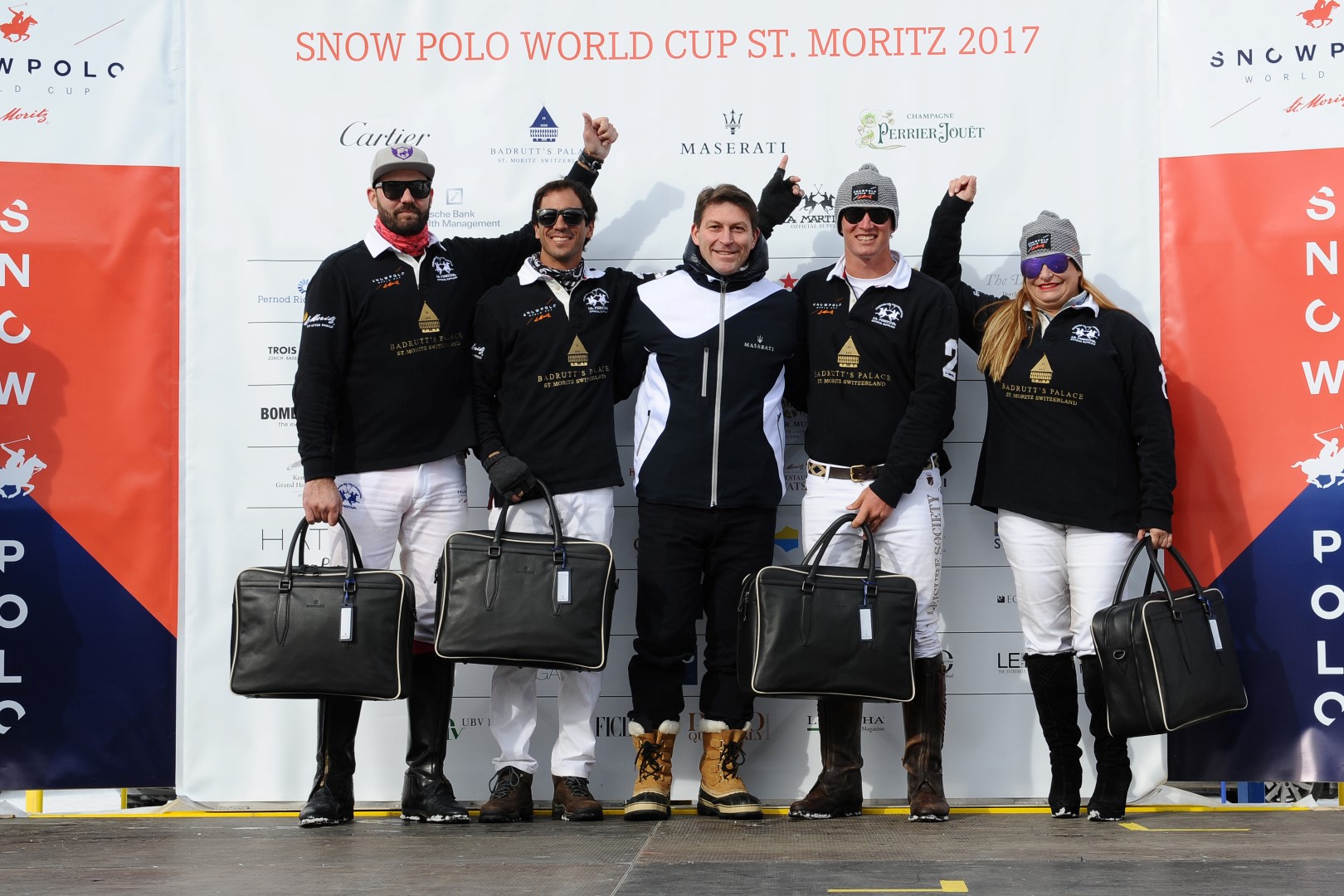 28 01 17-0585 32425172702 o