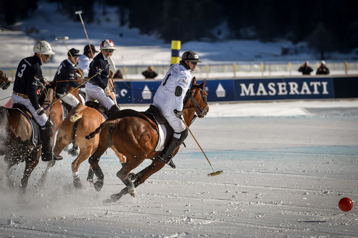 695440407TP077 Maserati Pol